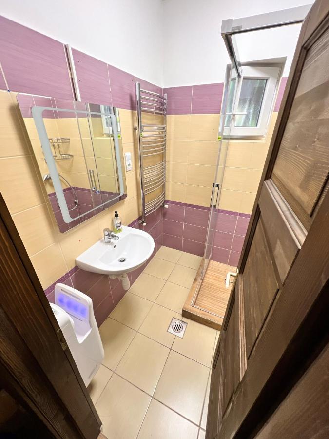 Feher Galamb Apartman Gyál Εξωτερικό φωτογραφία