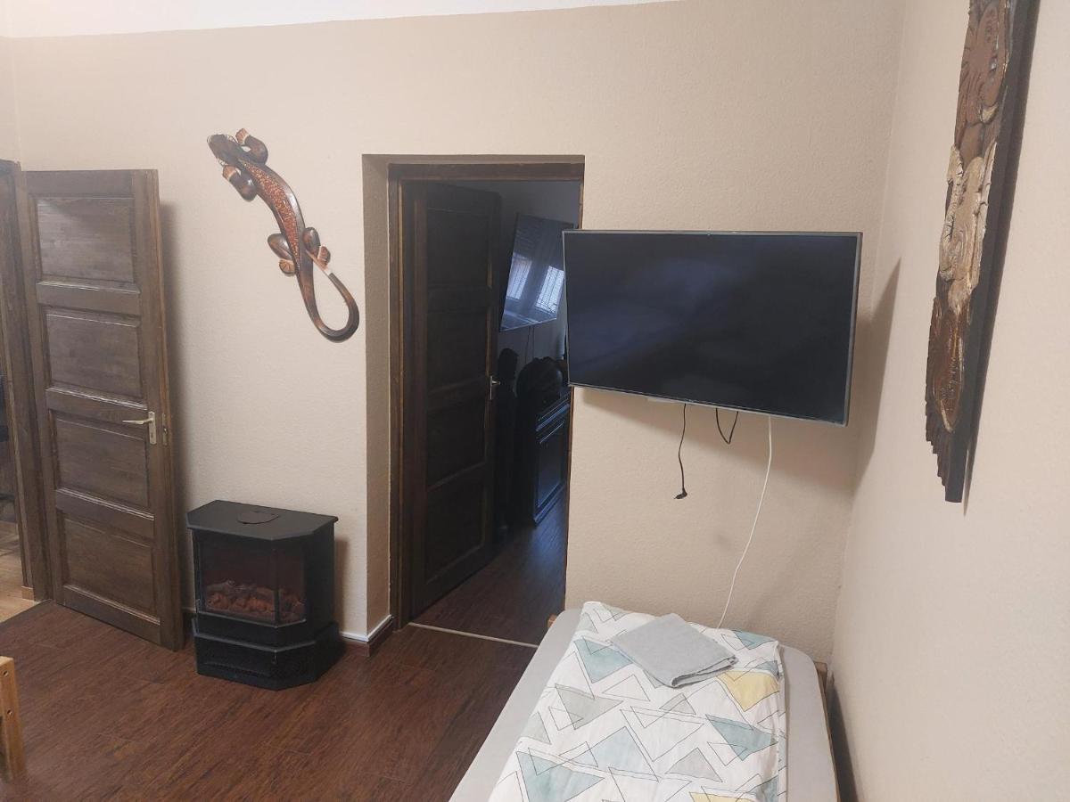 Feher Galamb Apartman Gyál Εξωτερικό φωτογραφία